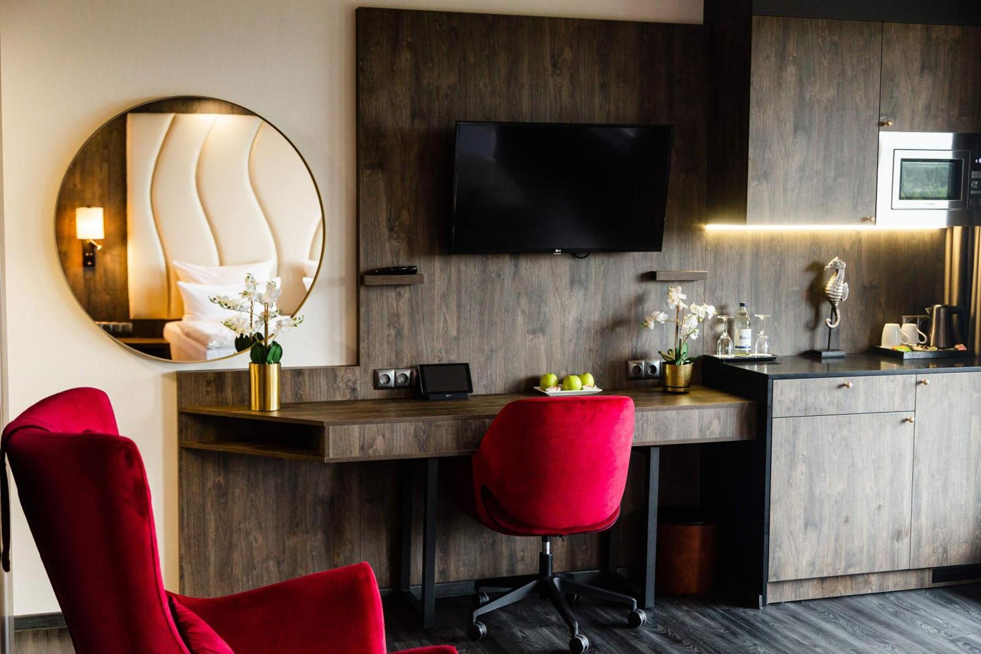 Plaza Premium Timmendorfer Hotel 4*